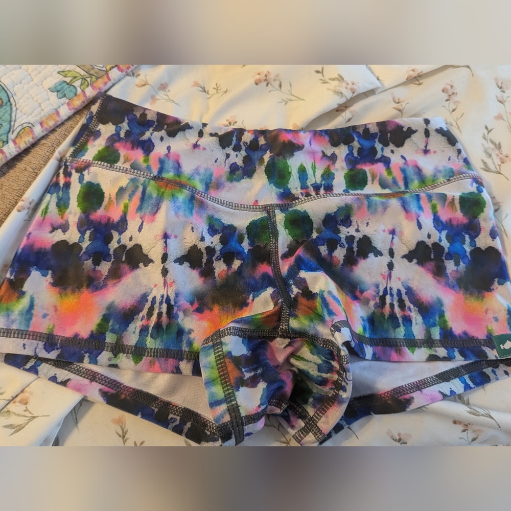 WodBottom Booty Shorts